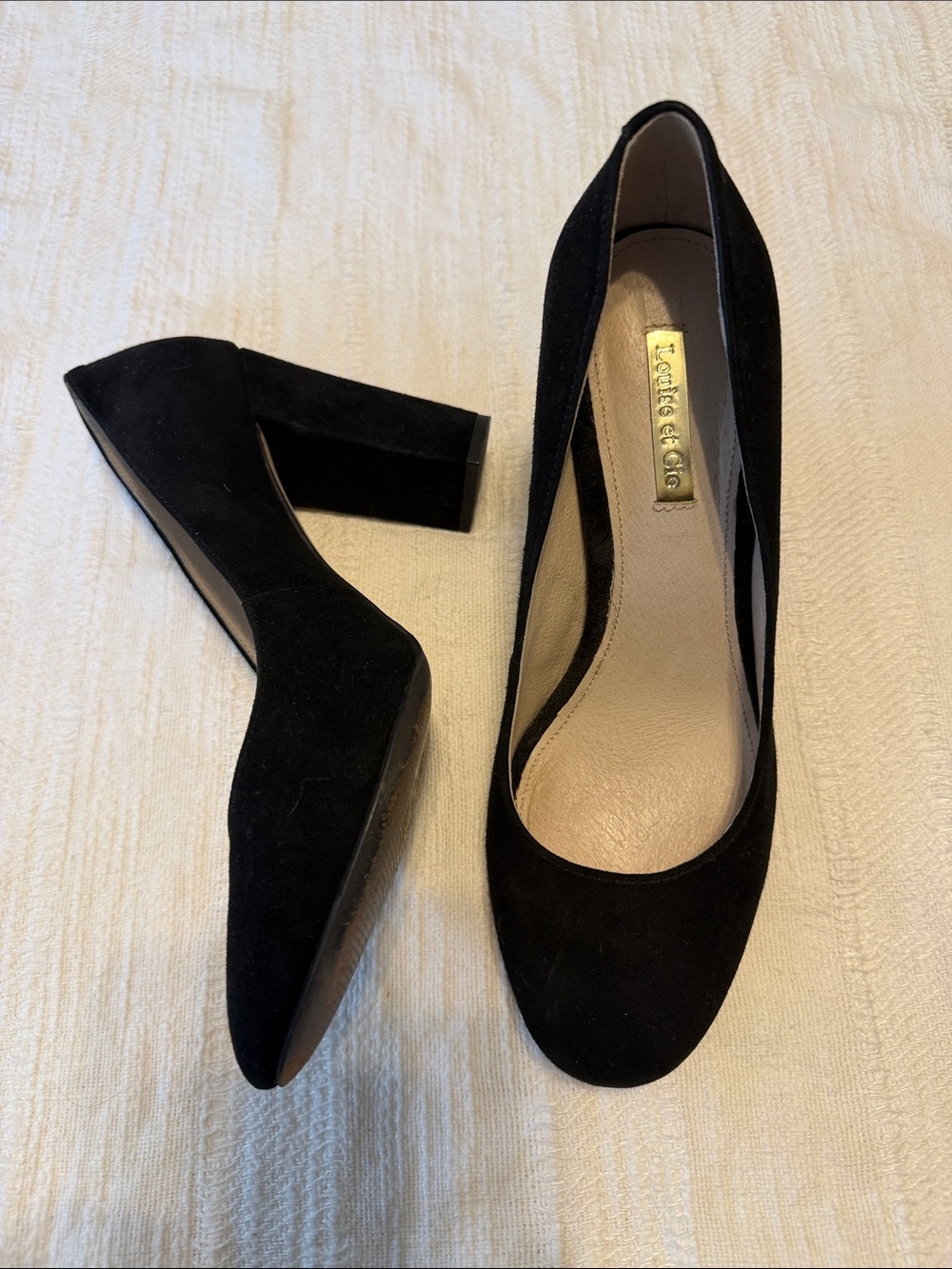 Louise et Cie Black Suede Block Heel Pumps, Size 7, VGUS